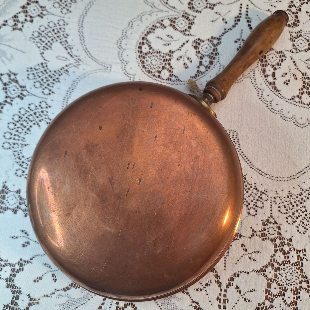 Vintage NASCO Copper WITH WOODEN HANDLE Pot Made in ITALY PREOWNED